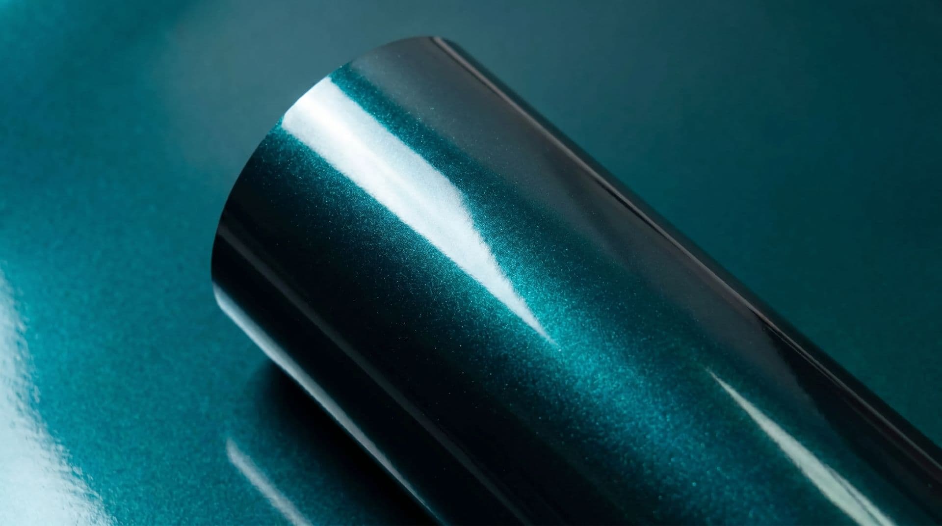V-XBZ6049 Decal màu Đen Metallic Dark Turquoise